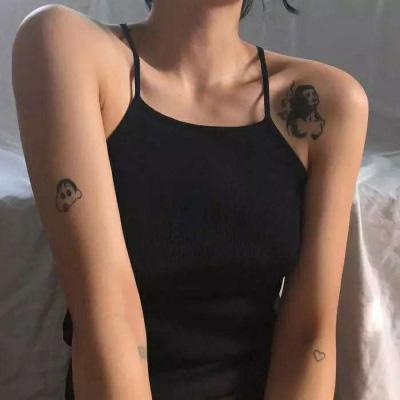 熨烫衣服的女孩游戏下载